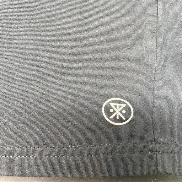 ROARK “The Artifacts of Adventure.” Black T- Shirt - Picture 6 of 11